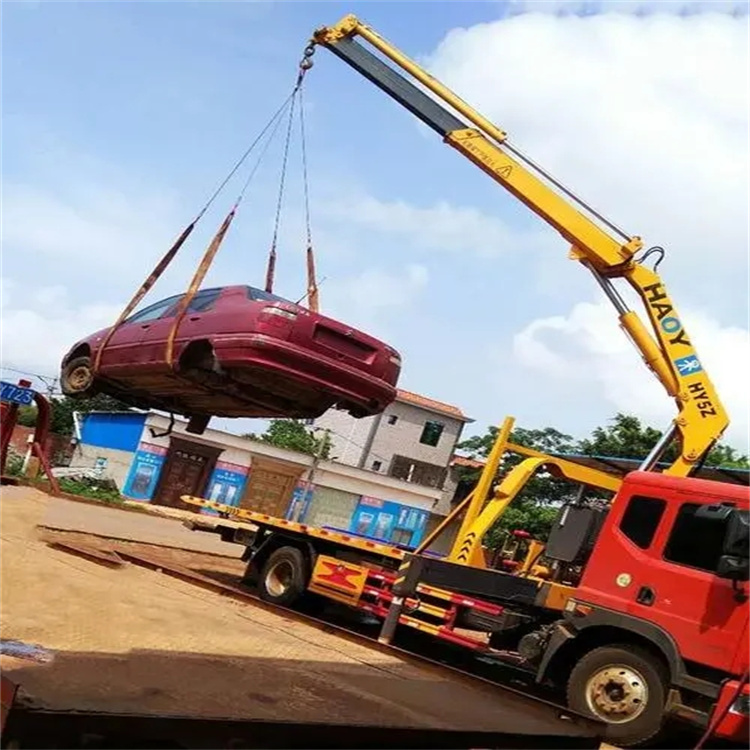 龙岩新罗吊车救援小汽车怎么吊