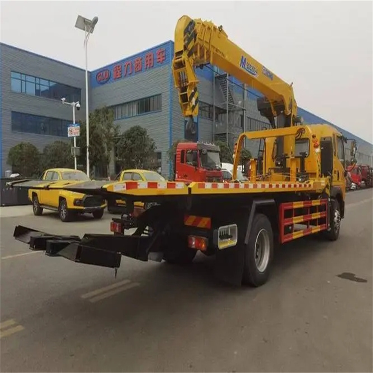 龙岩新罗附近小随车吊出租电话，轻松解决搬运烦恼