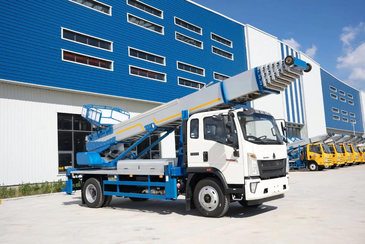 龙岩新罗出租云梯车高空作业车 建筑垃圾搬运